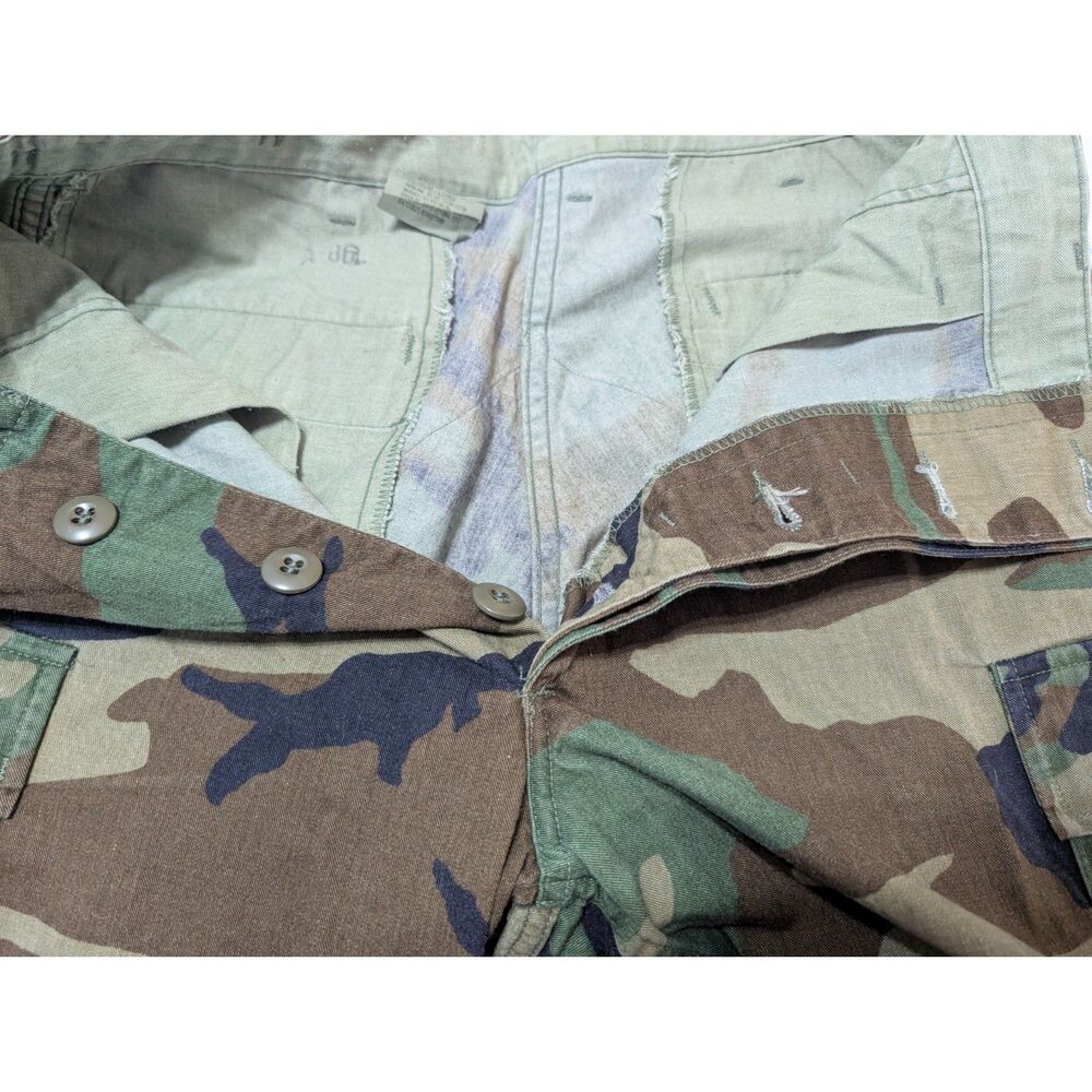 US Military Woodland Camo Cargo Pants Medium 31-35 Long Gorpcore Utility - Picture 11 of 13